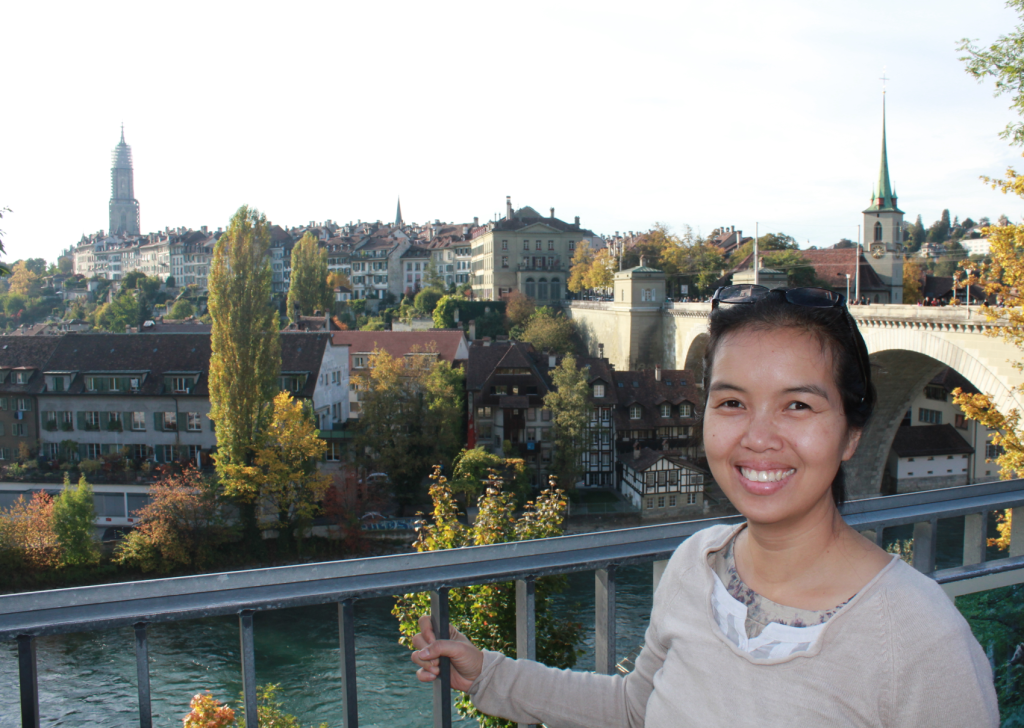 Quynh in Bern at the bear pit (note picture on bottom right)