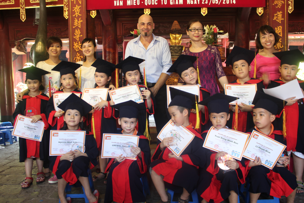 Class Con Meo at their graduation celebration at the Temple of Literature.