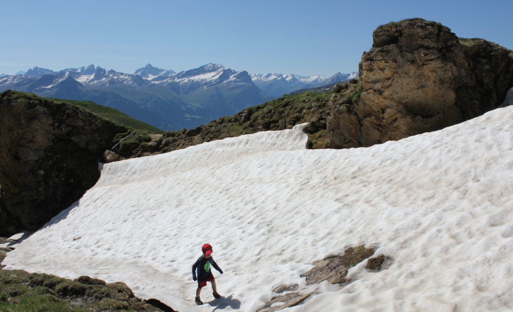 Lukas im Schnee